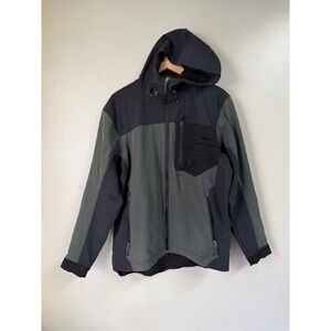 REI MENS RAIN JACKET SIZE MEDIUM